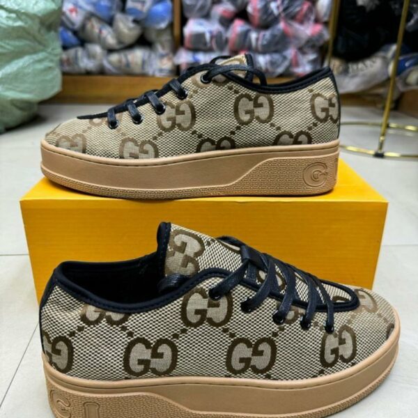 Baskets basses GUCCI  pour homme marron (40-45)